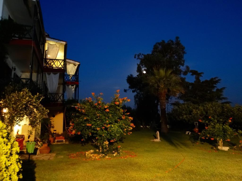 Apartments Karpetis A Green Paradise بساكوذيا الغرفة الصورة